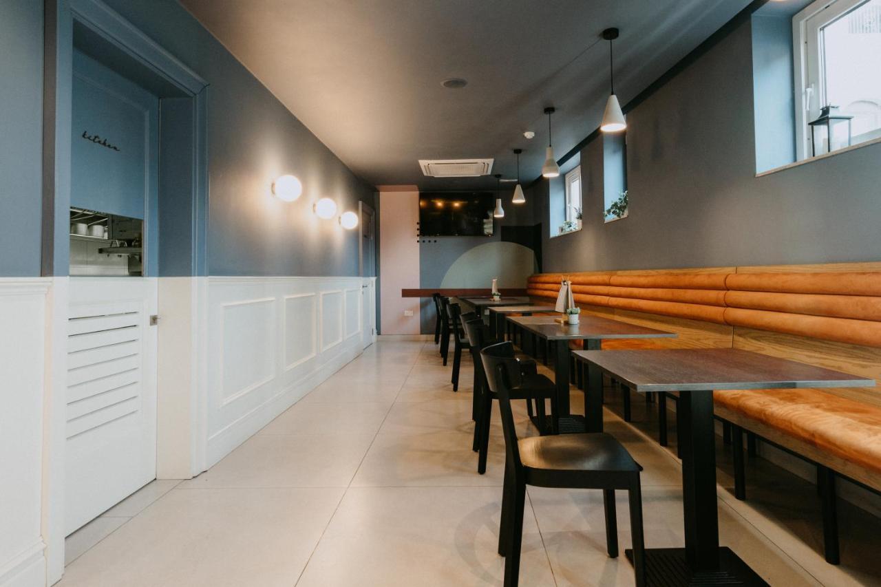 Townhouse17 Boutique Bed & Breakfast 维多利亚 外观 照片